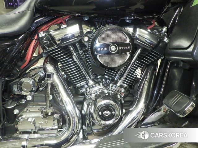 Engine photo