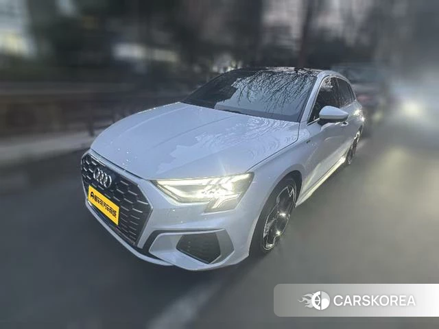 Audi A3 2023 Белый из Китая