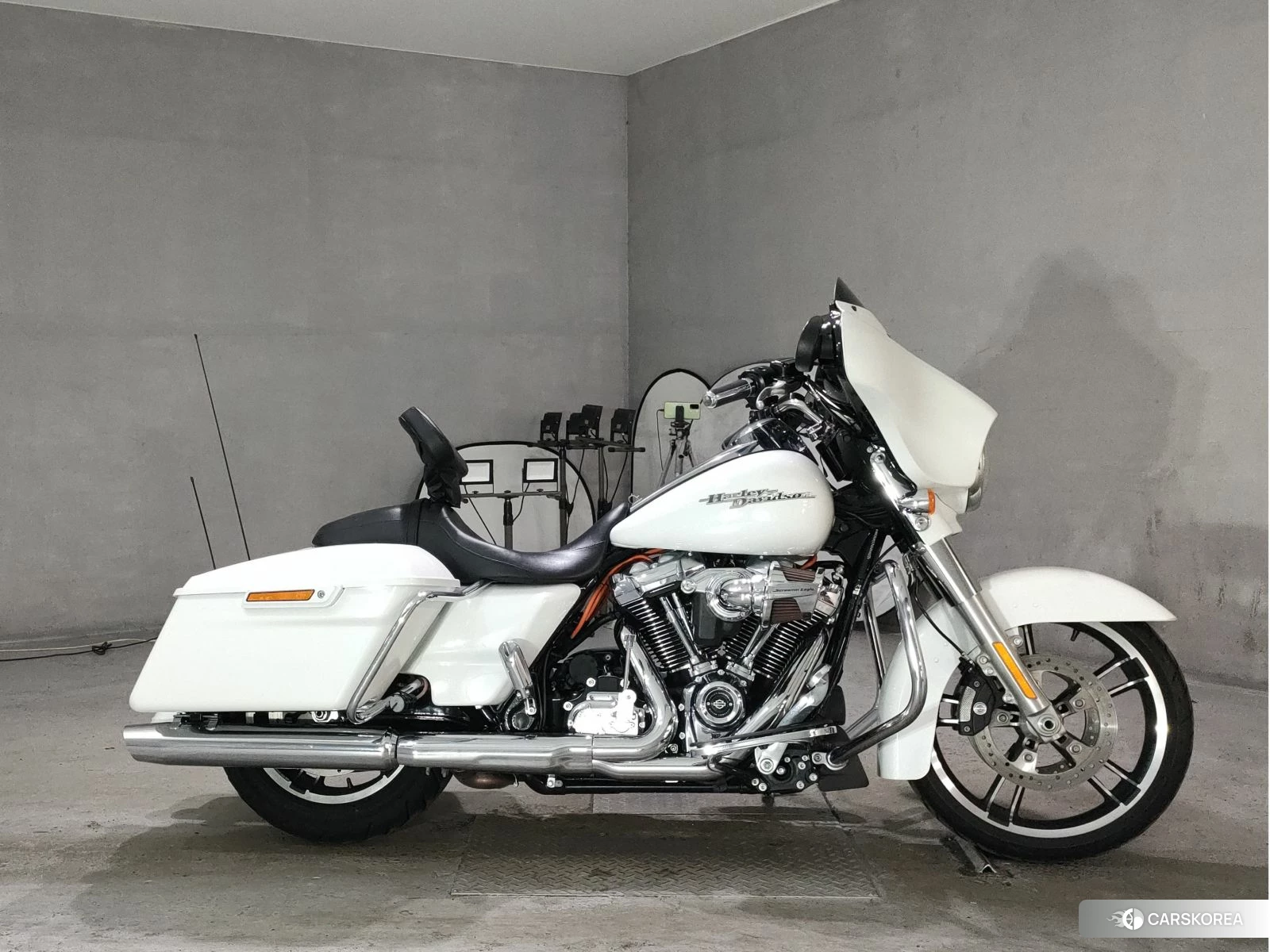 Harley-Davidson Street Glide FLHXS1750 2017 из Японии