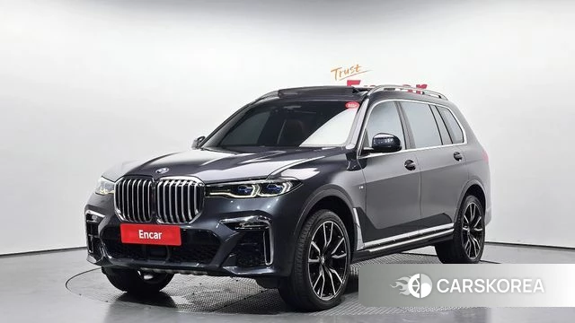 BMW X7 (G07) 2021 Серый из Кореи