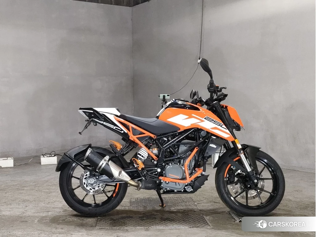 Проданный KTM 250 DUKE 2017 из Японии
