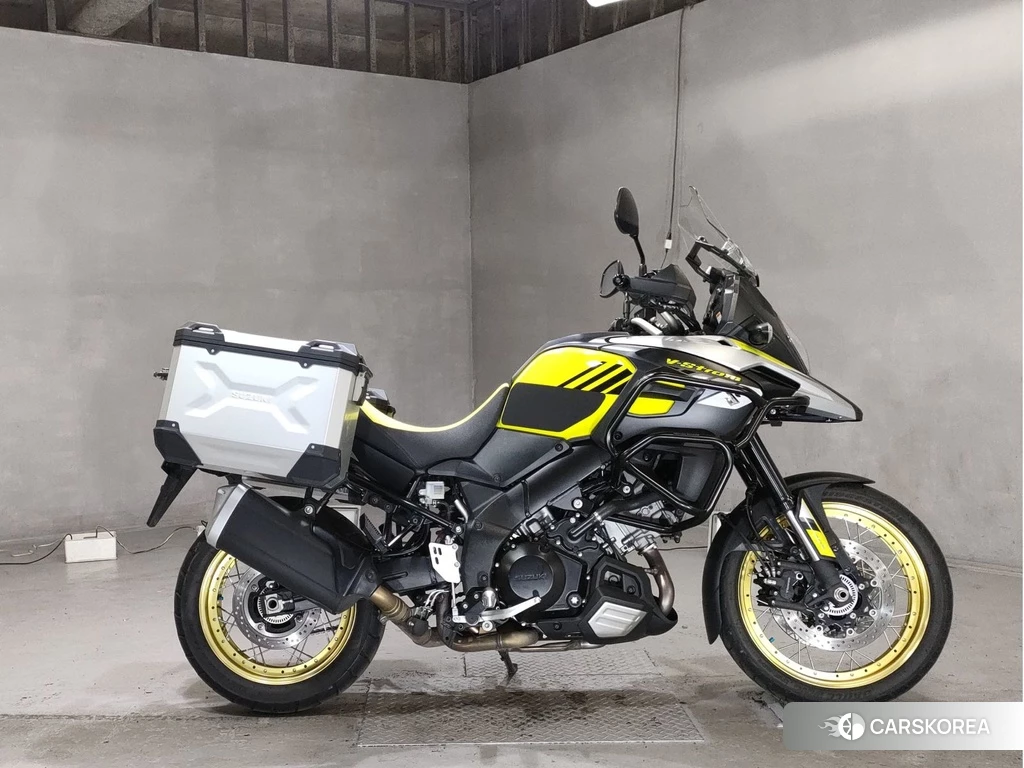 Проданный Suzuki V-STROM 1000XT 2018 из Японии