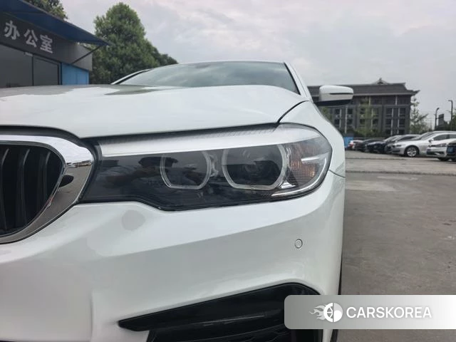 BMW 5 series 2019 Белый из Китая