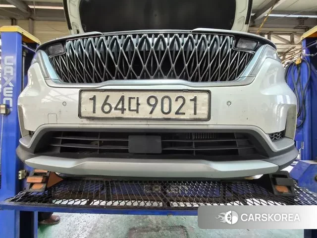 Kia Carnival 4th generation 2021 Серебристо-серый из Кореи