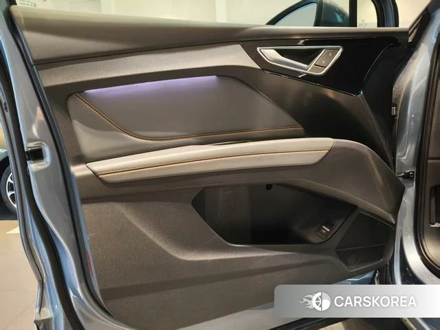 Audi Q4 e-tron 2025 Синий из Китая