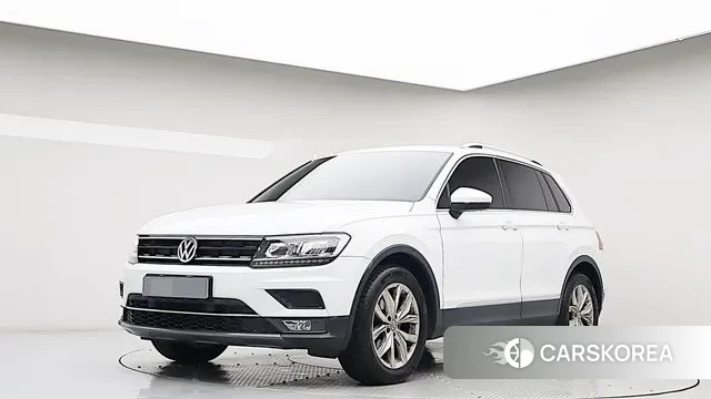 Volkswagen Tiguan second Generation 2020 Белый из Кореи