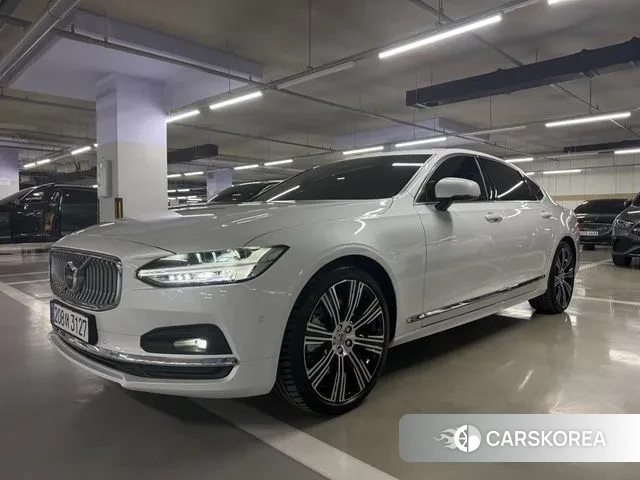 Volvo S90 2024 Белый из Кореи