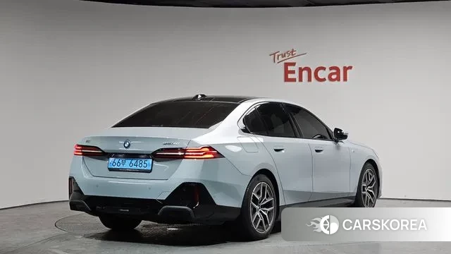 BMW i5 (G60) 2023 Цвет галактики из Кореи