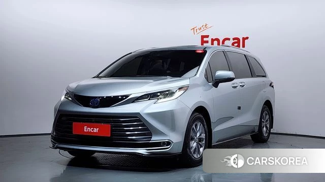 Toyota Sienna 4th Generation 2022 Серебряный из Кореи