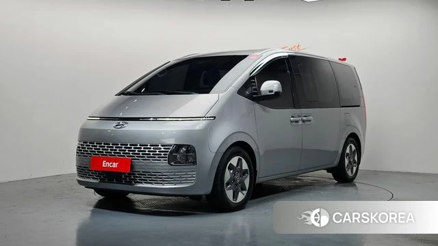 Hyundai Staria 2021 Серебряный из Кореи