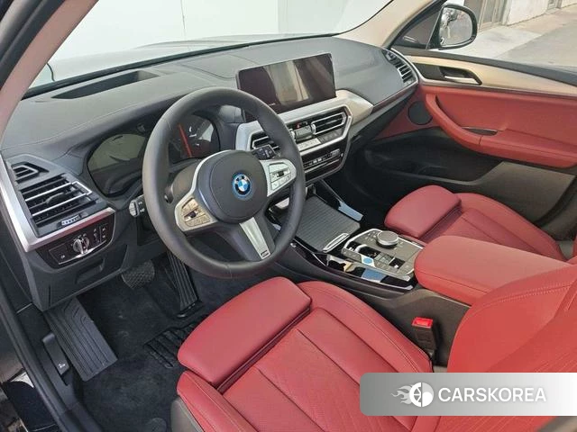 BMW iX3 2024 Черный из Китая