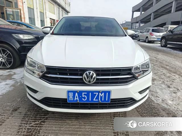 Volkswagen Bora 2021 Белый из Китая