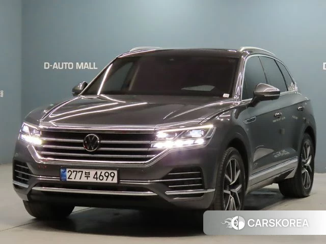 Volkswagen Touareg 3rd generation 2023 Серый из Кореи
