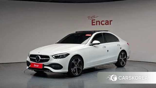 Mercedes-Benz C-Class W206 2023 Белый из Кореи