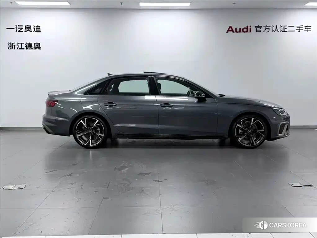 Audi A4L 2024 Silver/gray из Китая