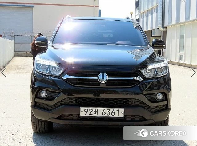 Ssangyong Rexton Sports 2018 Черный из Кореи