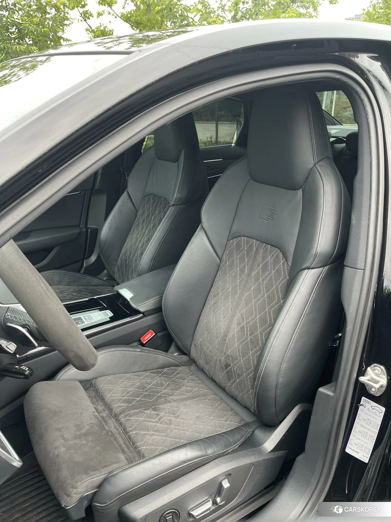 Audi S6 2020 Черный из Китая