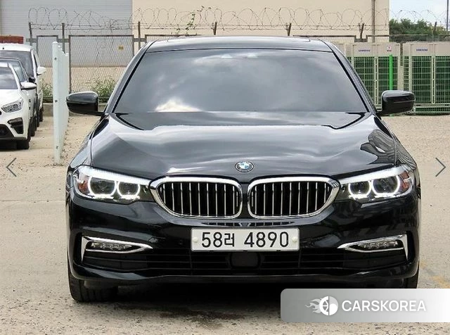 BMW 5 Series (G30) 2018 Черный из Кореи