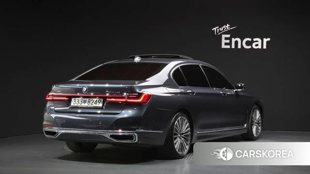 BMW 7 Series (G11) 2020 Серый из Кореи