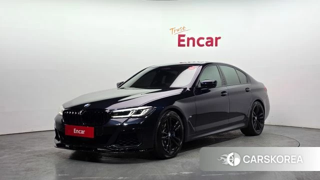 BMW 5 Series (G30) 2021 Черный из Кореи