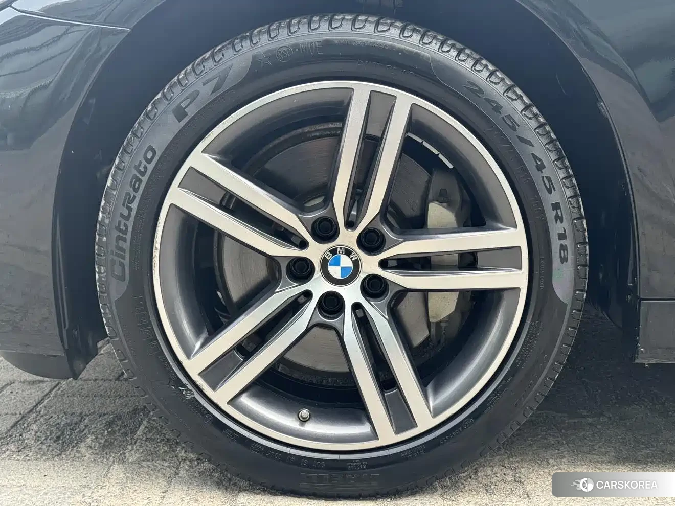 BMW 5 series 2023 Черный из Китая