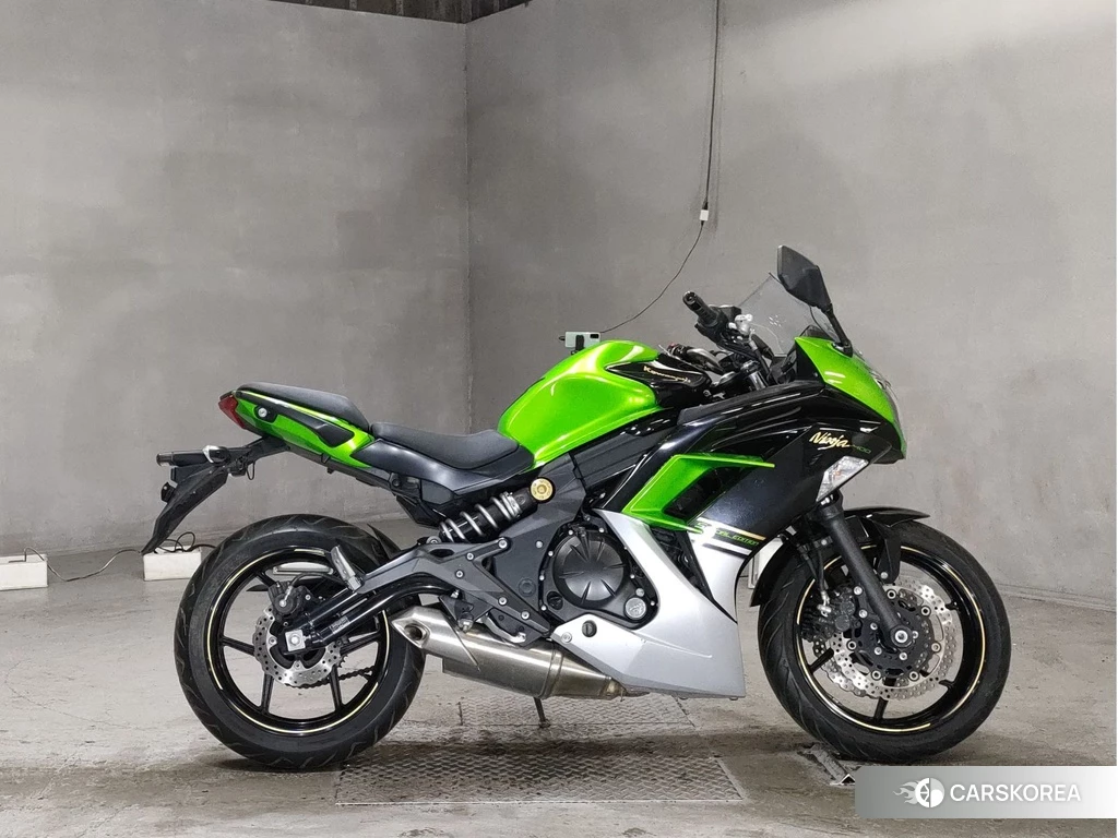 Проданный Kawasaki NINJA 400 2013 из Японии