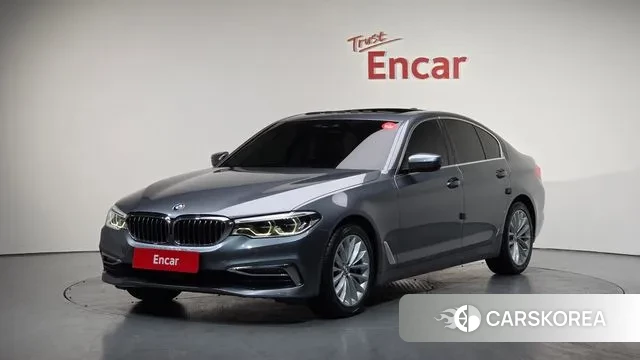 BMW 5 Series (G30) 2019 Светло-серебряный цвет из Кореи