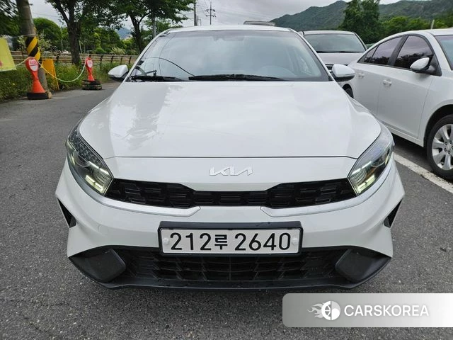 Kia The New K3 2nd generation 2022 Белый из Кореи