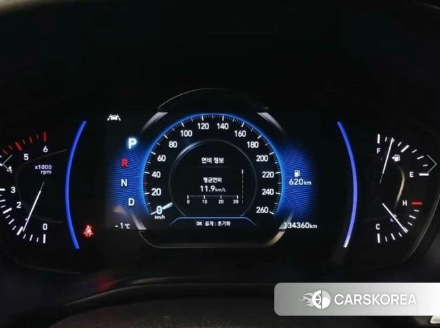 Hyundai Santa Fe TM 2018 Серебристо-серый из Кореи