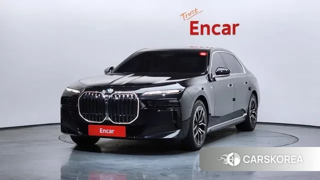 BMW 7 Series (G70) 2024 Черный из Кореи