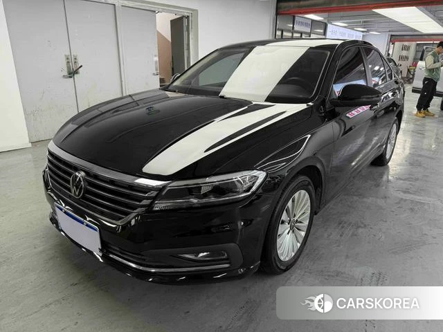 Volkswagen Lavida 2022 Черный из Китая