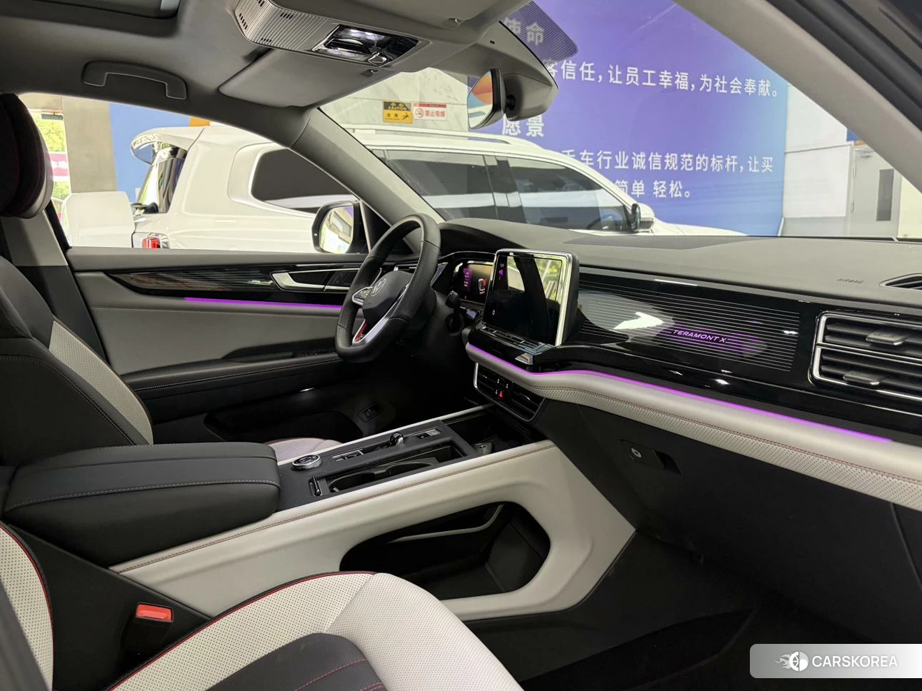 Volkswagen Tourang 2024 Черный из Китая