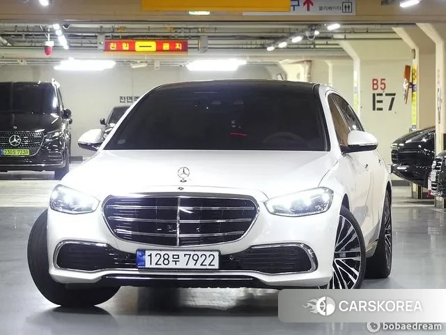 Mercedes-Benz S-Class W223 2023 Белый из Кореи