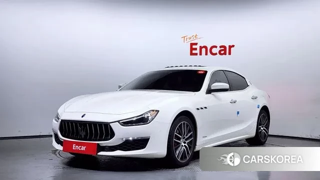 Maserati Ghibli 2018 Белый из Кореи