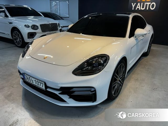Porsche Panamera (971) 2021 Белый из Кореи