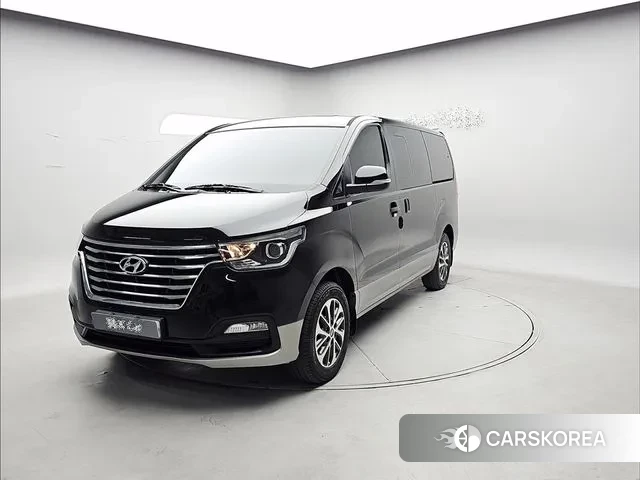 Hyundai The New Grand Starex 2018 Черный из Кореи