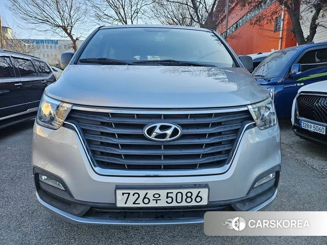 Hyundai The New Grand Starex 2018 Серебряный из Кореи