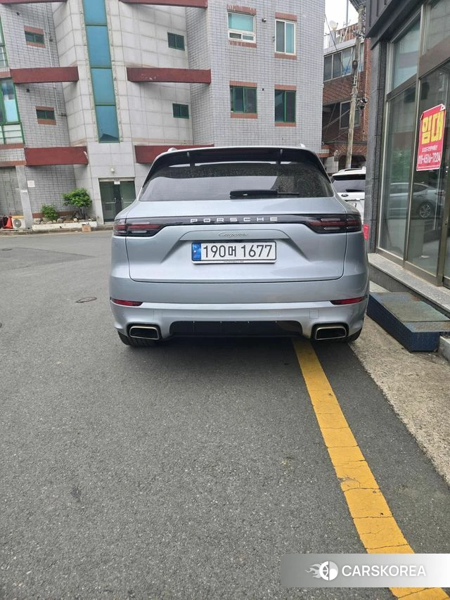 Porsche Cayenne (PO536) 2022 Цвет галактики из Кореи