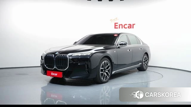 BMW 7 Series (G70) 2025 Черный из Кореи