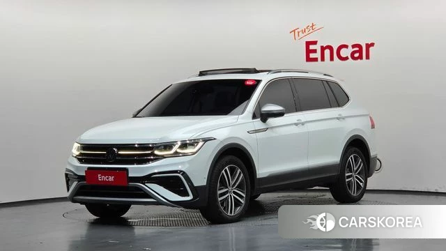Volkswagen Tiguan Allspace 2024 Белый из Кореи