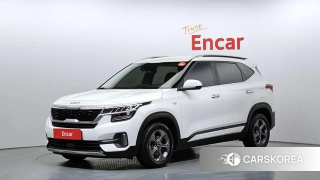 Kia Seltos 2022 Белый из Кореи