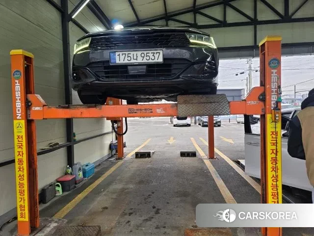 Kia K5 3rd generation 2021 Серый из Кореи