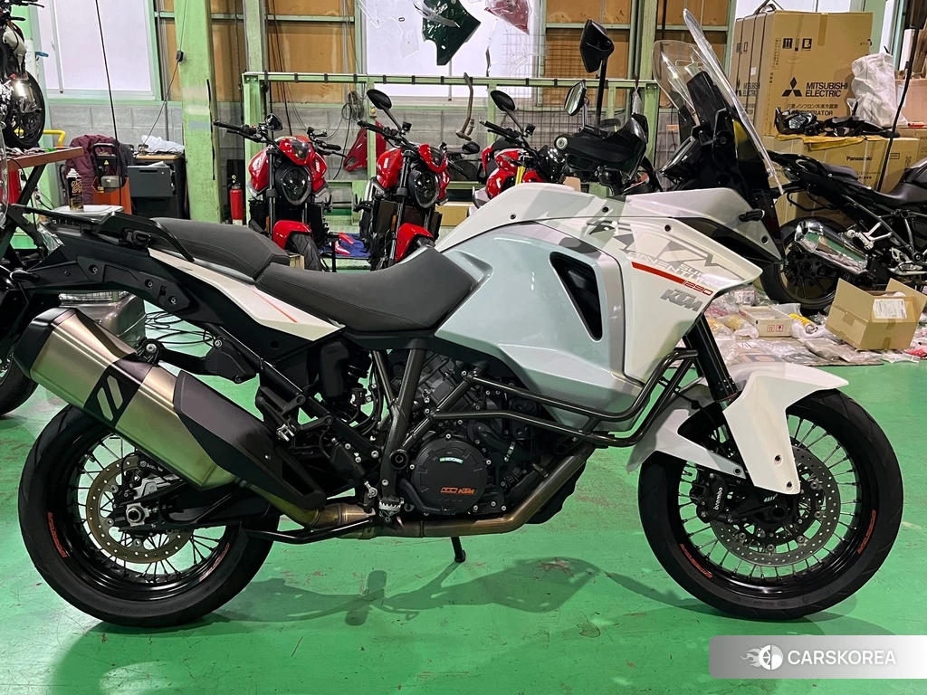 Проданный KTM 1290 SUPER ADVENTURE 2015 из Японии