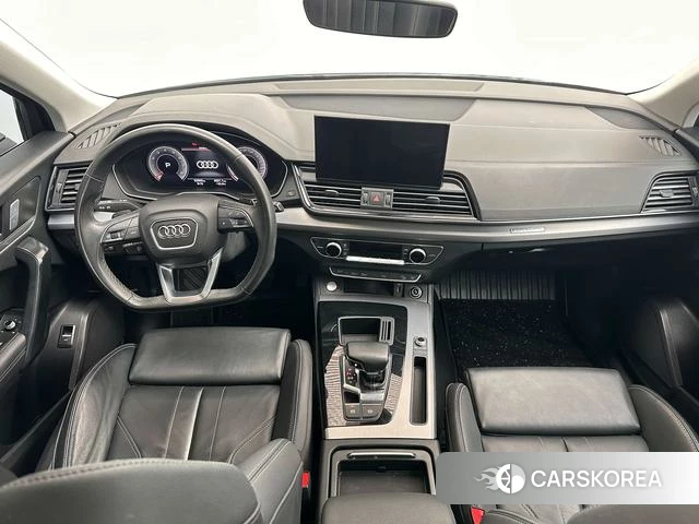 Audi Q5L 2023 Белый из Китая