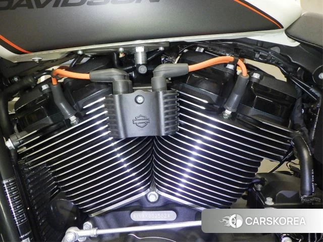 Engine photo