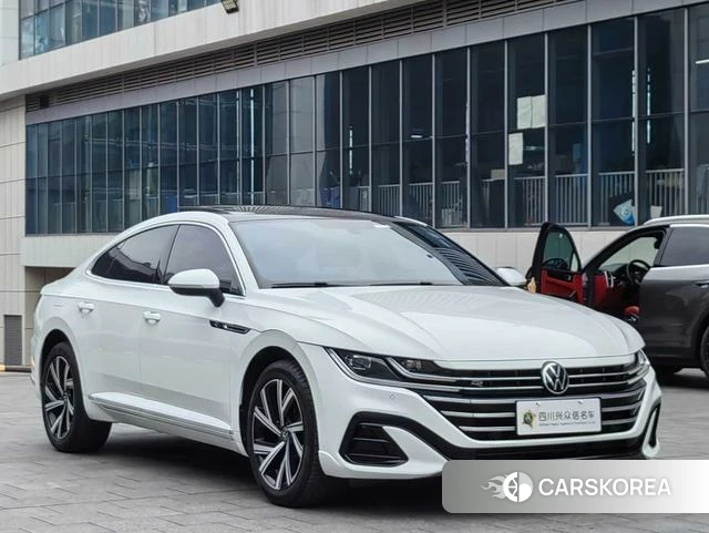 Volkswagen CC 2022 Белый из Китая