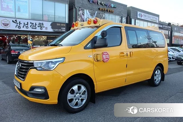 Hyundai The New Grand Starex 2018 Желтый из Кореи