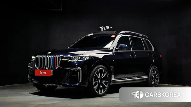 BMW X7 (G07) 2021 Черный из Кореи