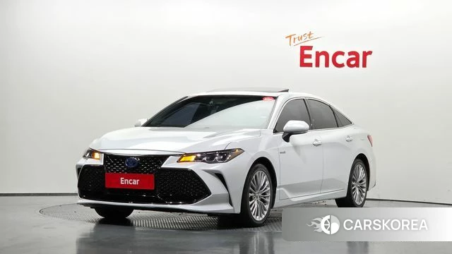 Toyota Avalon 5th Generation 2018 Белый из Кореи
