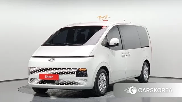 Hyundai Staria 2022 Белый из Кореи